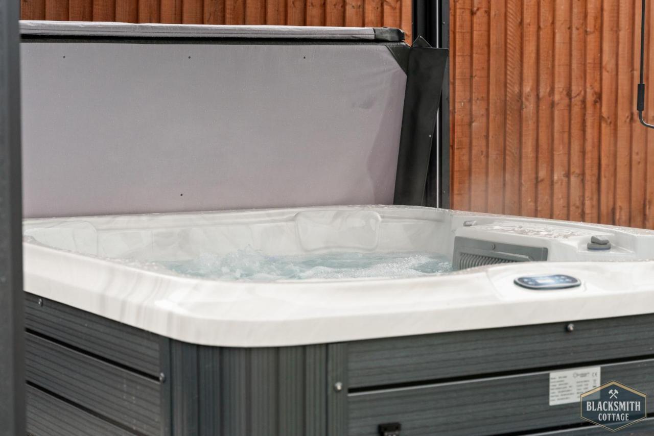 6Br Luxury Cottage, Hot Tubs, Hoar Cross, Staffordshire Newborough  Ngoại thất bức ảnh